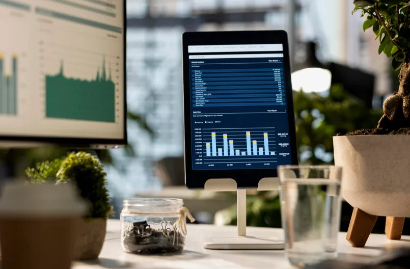 Financial Data Analytics with Python
